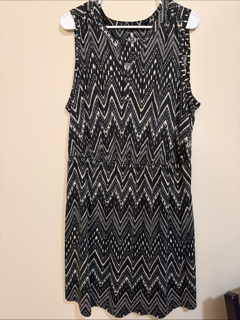 Sonoma Black & White Chevron Sleeveless Shift Dress
